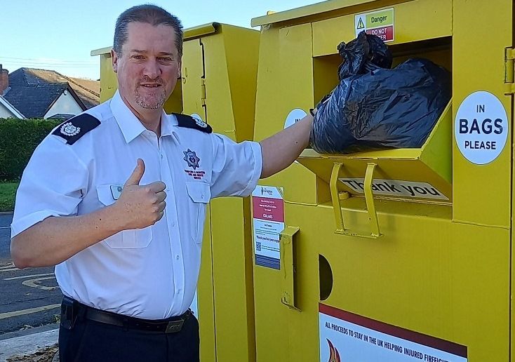 HWFRS collects nearly £98k worth of recyclable clothing handed over by generous public – over 482 tonnes!