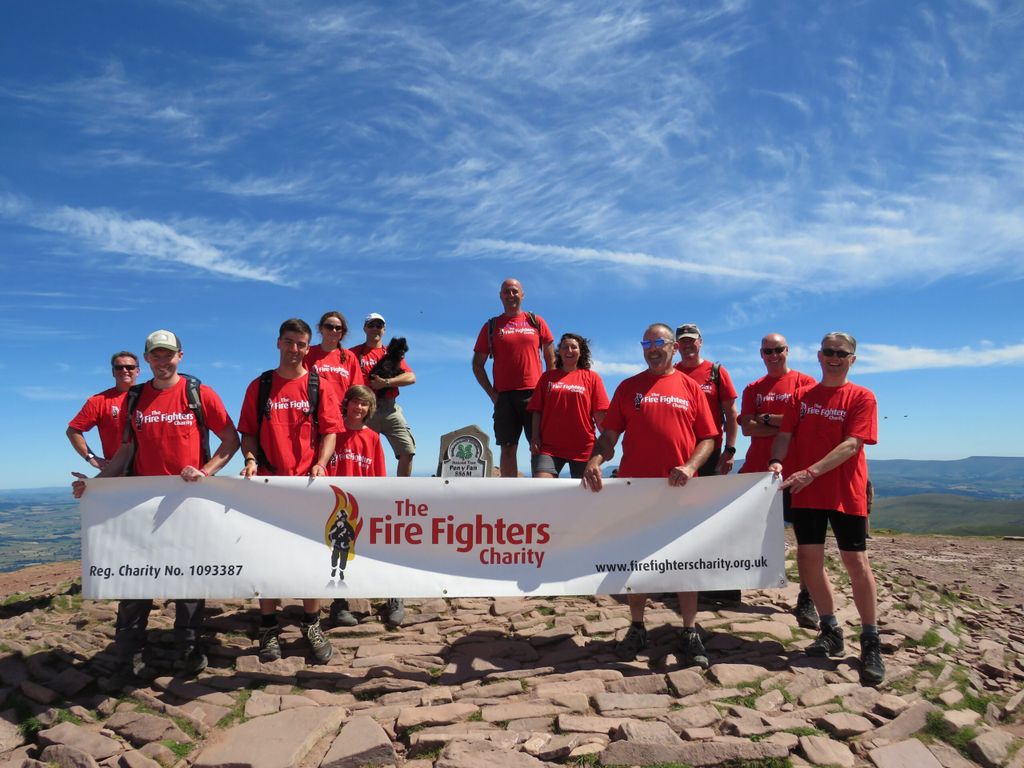 Firefighters’ epic Brecon Beacons challenge in memory of popular former colleague again a huge success